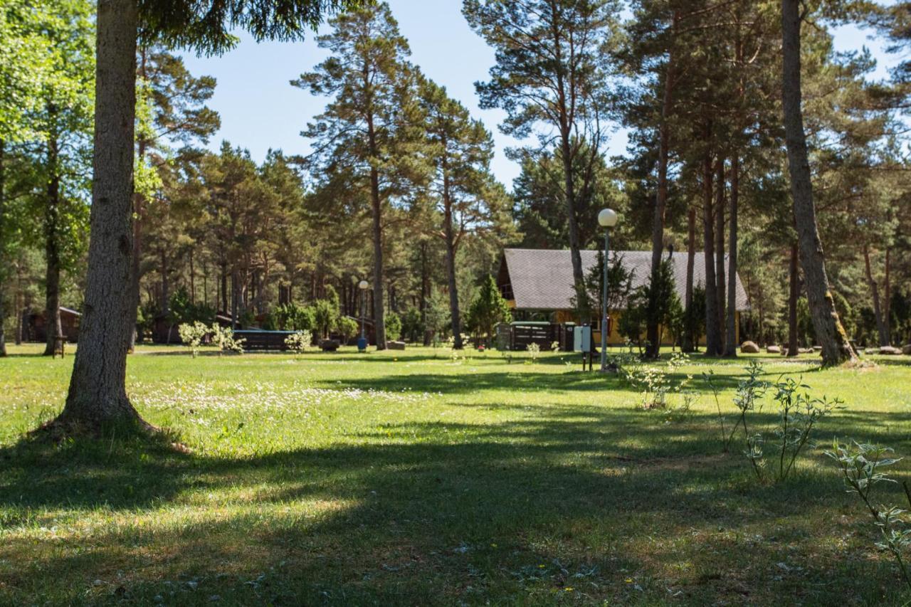 Tehumardi Camping Salme Exterior photo